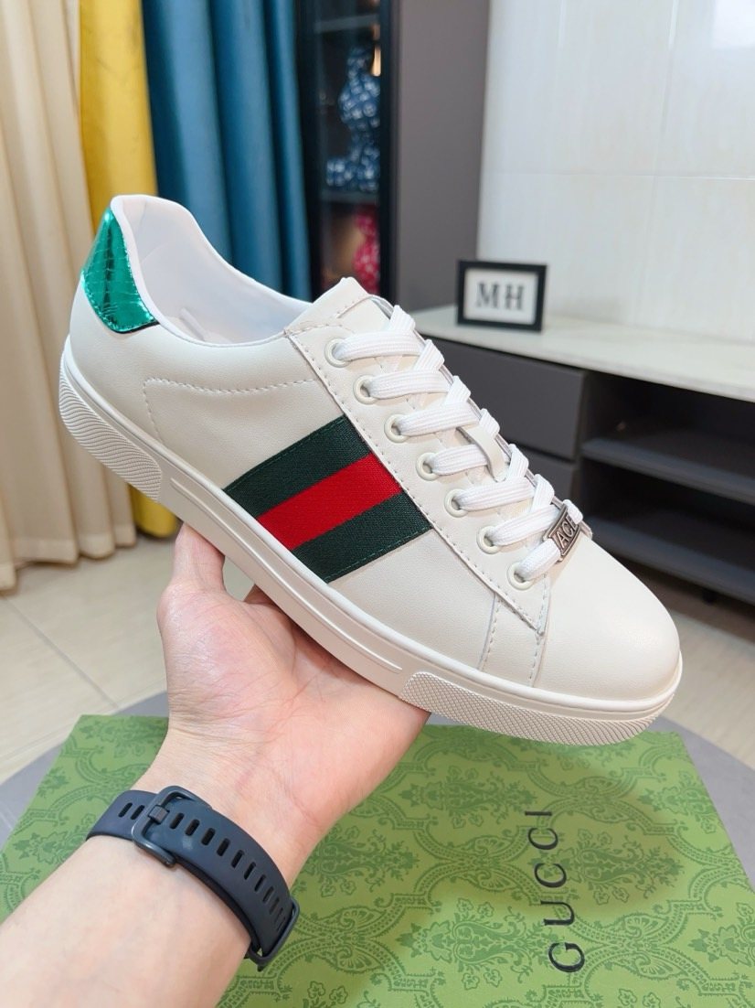 Gucci Men's Stripe Low-Top Sneakers - Rubber Cupsole